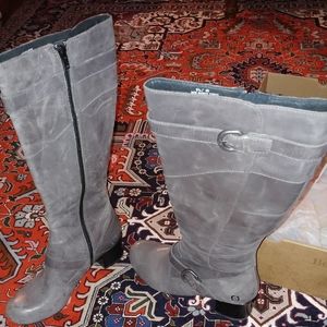 Born Boots - lightly used - size 8.5